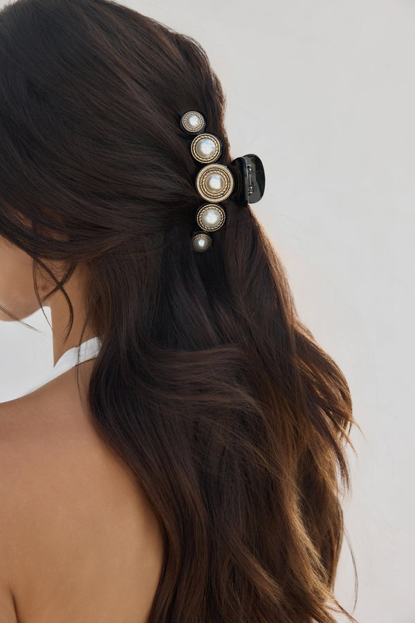 Pretty Statement Claw Clip Black
